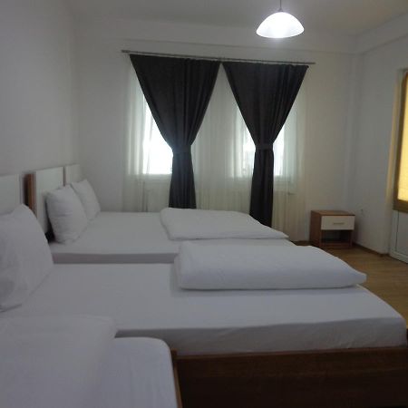 Hotel Rio 프리슈티나 외부 사진