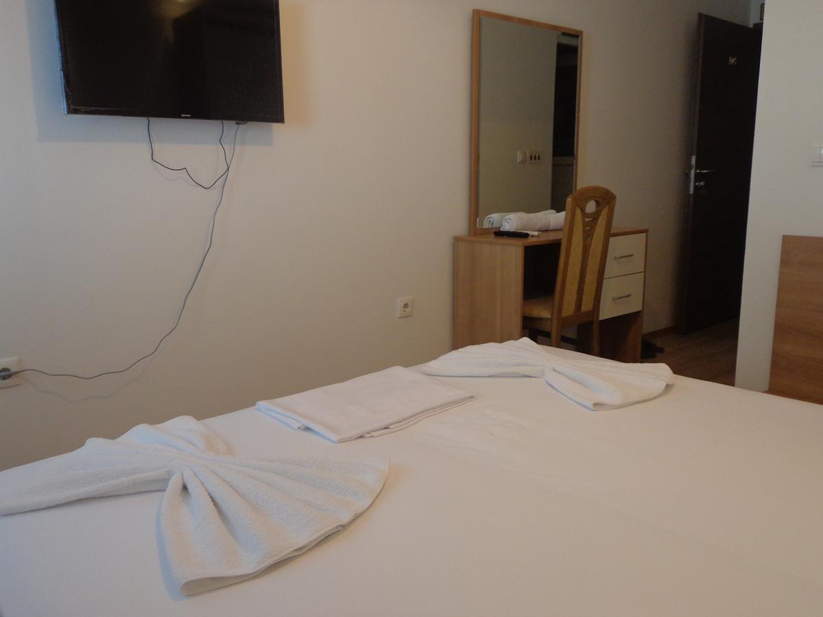 Hotel Rio 프리슈티나 외부 사진