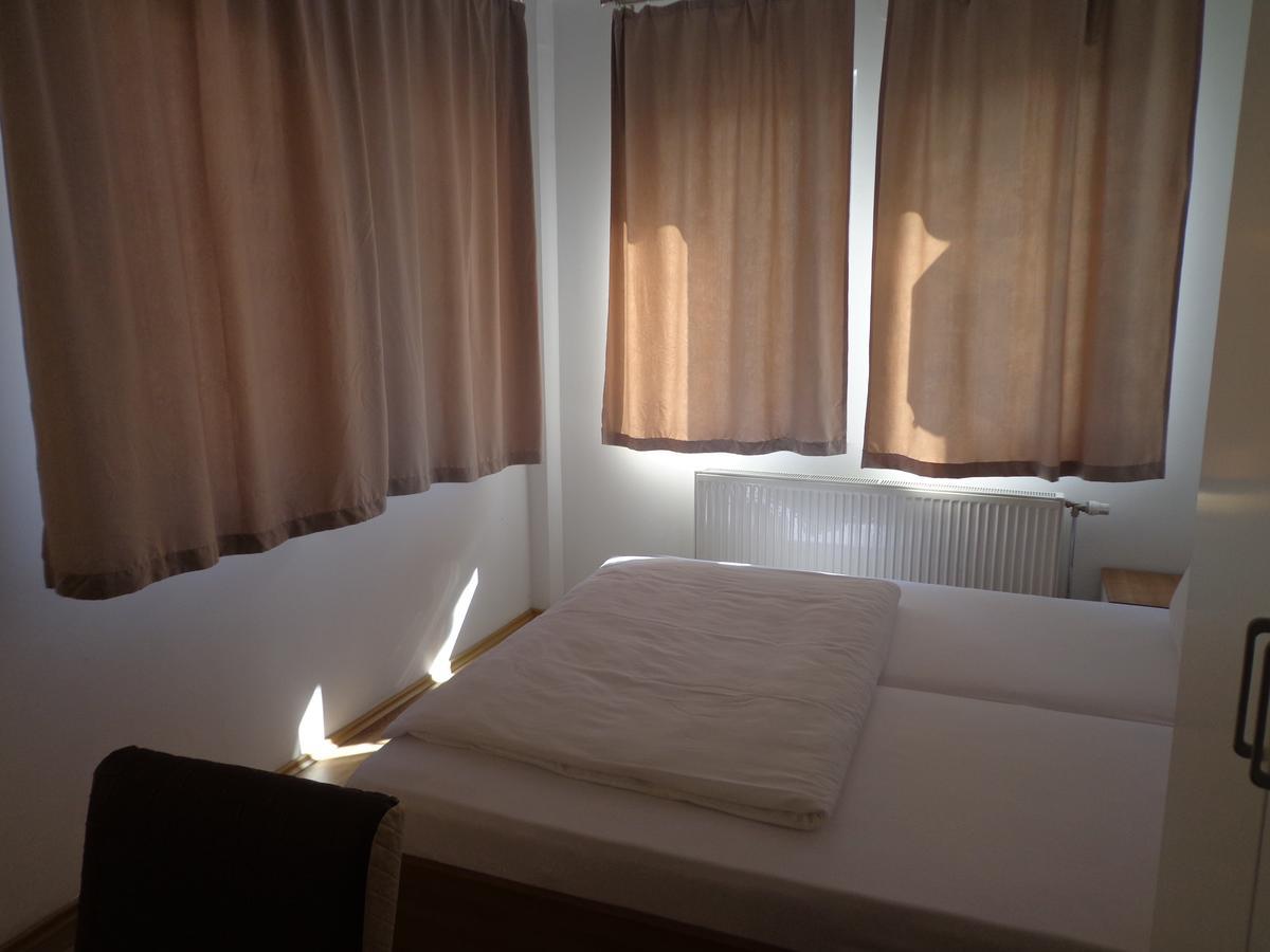 Hotel Rio 프리슈티나 외부 사진